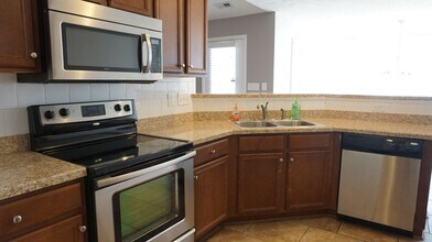 1309 Snowy Egret Dr in Fayetteville, NC - Building Photo - Building Photo