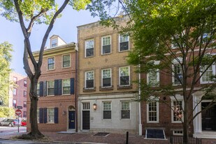 317 6th S St, Unit 3R in Philadelphia, PA - Building Photo