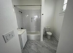 2736 Palmyra St in New Orleans, LA - Building Photo - Building Photo