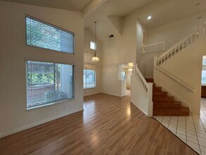 9491 Little Rapids Way in Elk Grove, CA - Building Photo - Building Photo