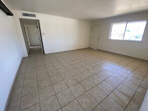 9316 Montgomery Dr in El Paso, TX - Building Photo - Building Photo