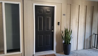 507 NW 39th Rd, Unit 231 in Gainesville, FL - Building Photo