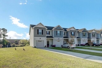 196 Buchanan Cir in Goose Creek, SC - Building Photo - Building Photo