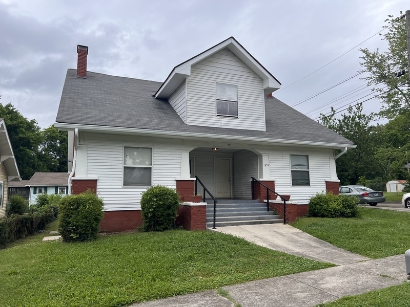 1939 McCalla Ave in Knoxville, TN - Building Photo