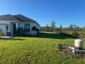 3121 Vista Brook Dr in Sebring, FL - Building Photo