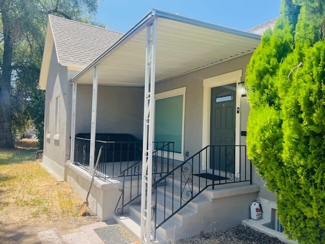 property at 327 35th St