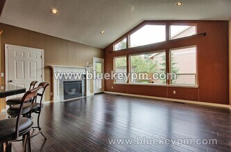 13630 SE Portland View Pl in Happy Valley, OR - Building Photo - Building Photo