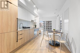 82-3382 Dalhousie St in Toronto, ON - Building Photo - Building Photo