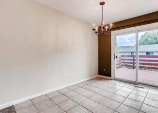 6068 S Kingston Cir in Englewood, CO - Building Photo - Building Photo