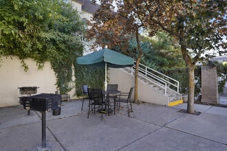 Arbor Cove Apartments in Ogden, UT - Foto de edificio - Building Photo