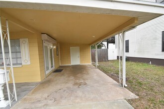 619 Glenoak St N in St. Petersburg, FL - Building Photo - Building Photo