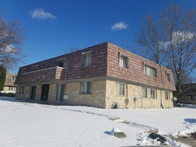 911 Fairview Dr, Unit 6