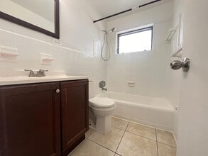 1241 W River Dr in Margate, FL - Building Photo - Building Photo