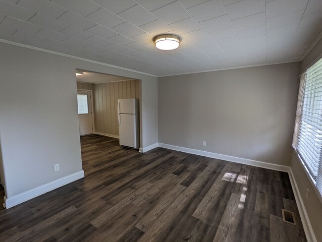 213 E Weatherspoon St in Sanford, NC - Foto de edificio - Building Photo