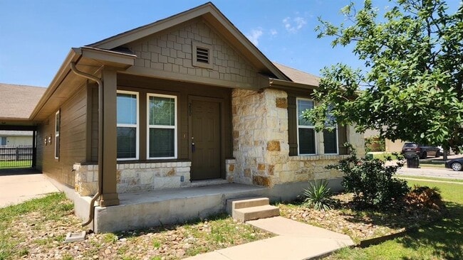 200 McCoy Ln in Hutto, TX - Building Photo - Building Photo