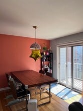 23 Legend Hills Dr, Unit 23 in Edgewater, NJ - Building Photo - Building Photo