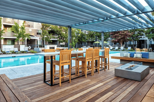 Bell Almaden in San Jose, CA - Building Photo - Building Photo