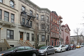 Sugar Hill / Doors from B'way and Riverside in New York, NY - Building Photo - Building Photo