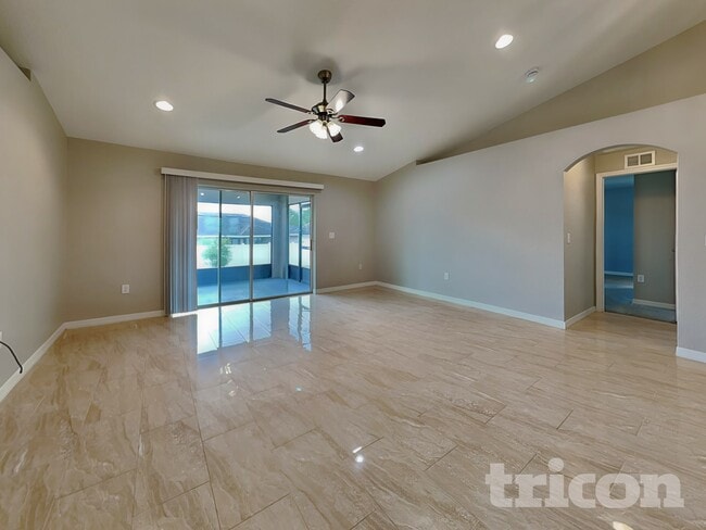 1016 15th St NE in Winter Haven, FL - Building Photo - Building Photo