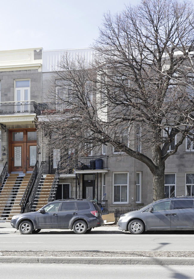 155-159 Saint-Joseph O in Montréal, QC - Building Photo - Primary Photo