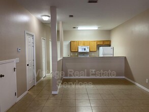 12013 Peach Ave in Seffner, FL - Building Photo - Building Photo