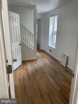 110 Scott St in Baltimore, MD - Building Photo