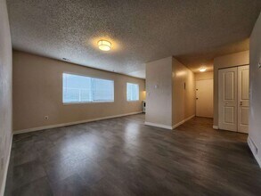 3475 Cochran Dr in Colorado Springs, CO - Building Photo - Building Photo