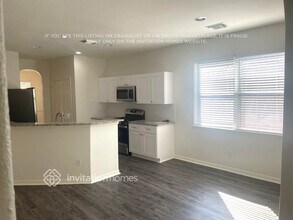 411 Drake Ln in League City, TX - Building Photo - Building Photo