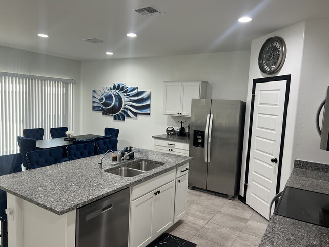 8439 W Mantle Wy in Florence, AZ - Building Photo - Building Photo