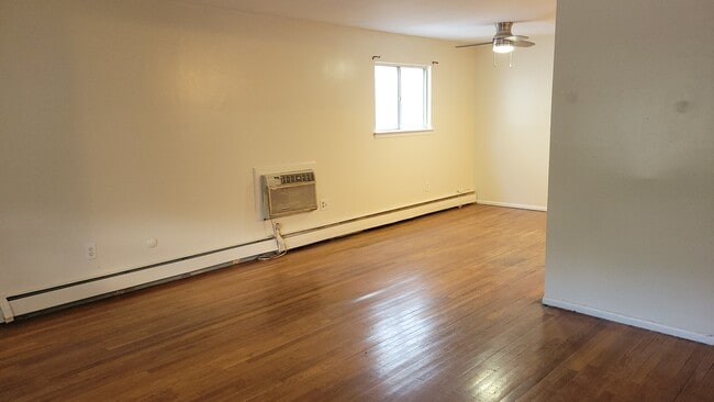 110 Boylan St, Unit 110 Boylan St #1 in Newark, NJ - Building Photo - Building Photo