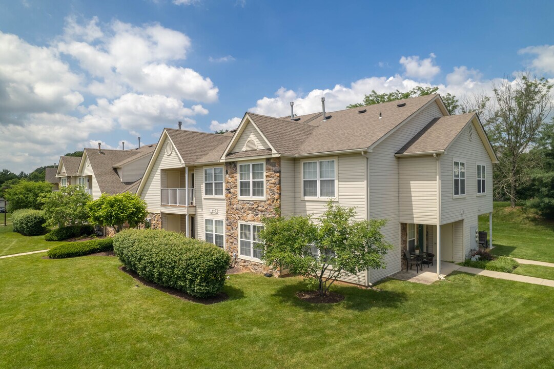 Walnut Crossing Apartments in Royersford, PA - Foto de edificio