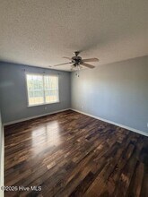 200 Commons Ct in New Bern, NC - Foto de edificio - Building Photo