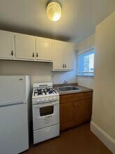379 Harvard St, Unit 1 in Cambridge, MA - Building Photo - Building Photo