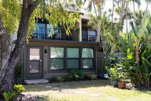 906 Sunridge Dr, Unit 906 in Sarasota, FL - Building Photo