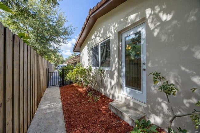 property at 404 SE 16th St