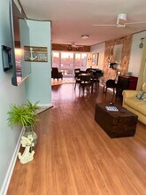 960 Apollo Beach Blvd, Unit Waterfront Condo in Apollo Beach, FL - Building Photo - Building Photo