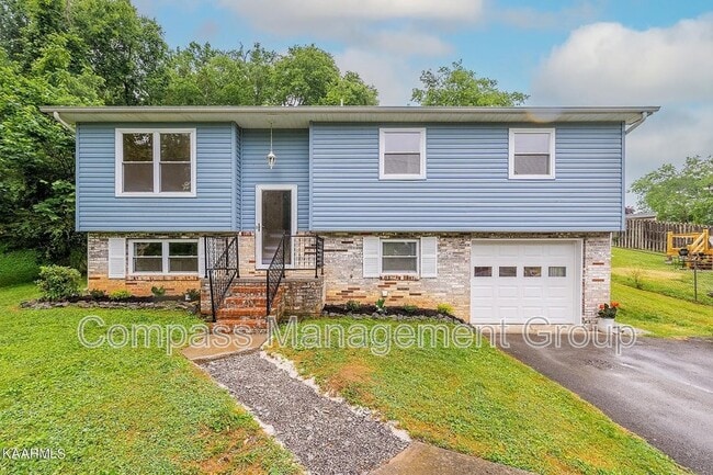 property at 4320 Scarlett Ln SE