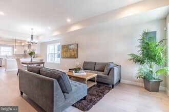 4008 9th St SE in Washington, DC - Building Photo - Building Photo
