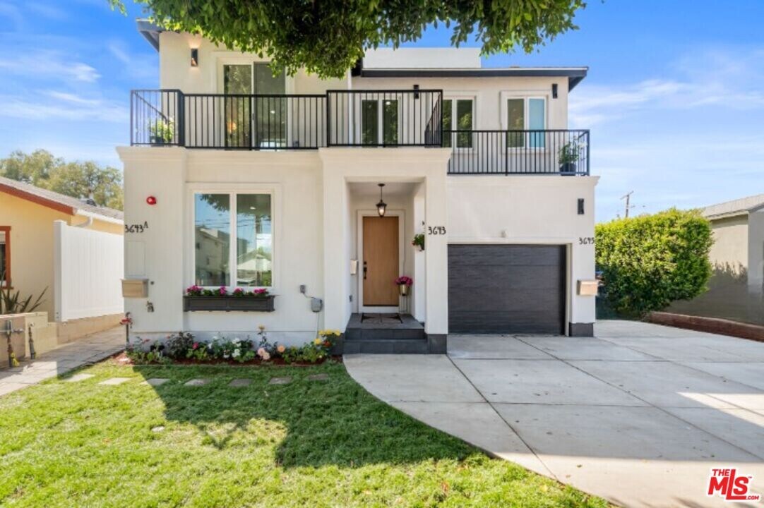 3643 Helms Ave in Culver City, CA - Building Photo
