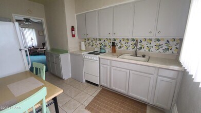 500 S Beach St in Daytona Beach, FL - Building Photo - Building Photo