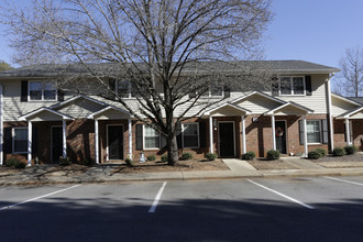 Holly Springs in Travelers Rest, SC - Foto de edificio - Building Photo