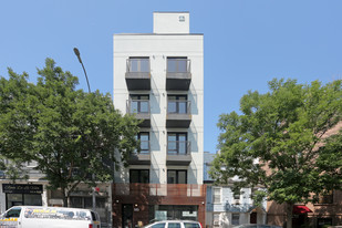 583 Lorimer St Apartments