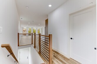 5921 S Calumet Ave in Chicago, IL - Building Photo - Building Photo