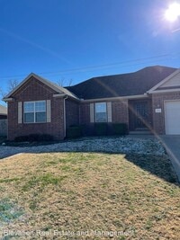 2905 SW Tanglewood Ave