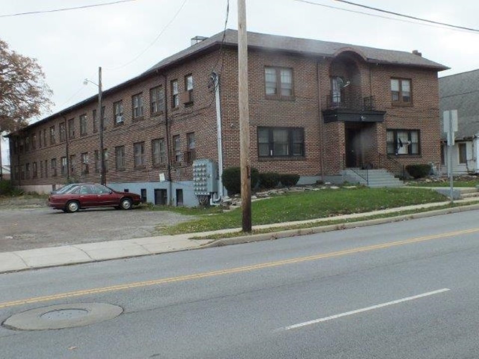 124 N Jameson Ave in Lima, OH - Foto de edificio