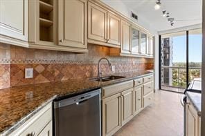 property at 3673 Yacht Club Dr