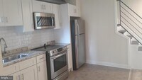 2132 N Franklin St photo'