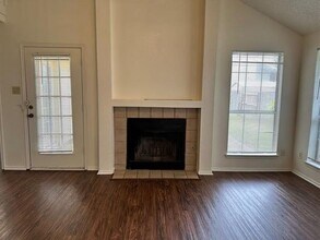 8504 Willow Creek Ct in Fort Worth, TX - Building Photo - Building Photo