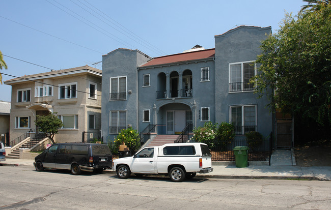 Knob Hill Apartments in Los Angeles, CA - Foto de edificio - Building Photo