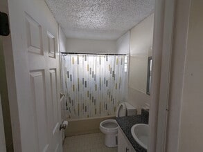 6200 Illinois Ave in New Port Richey, FL - Building Photo - Building Photo